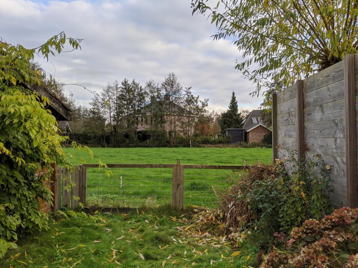 Crash'Nstay - Julianalaan Sprang Exterior foto